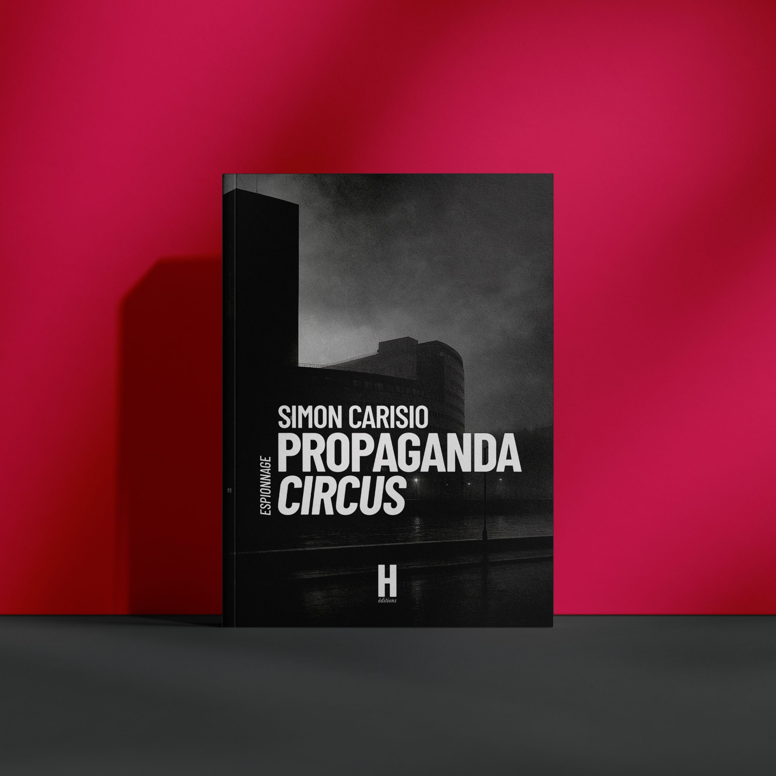 PROPAGANDA_CIRCUS_Mockup_2_SQ