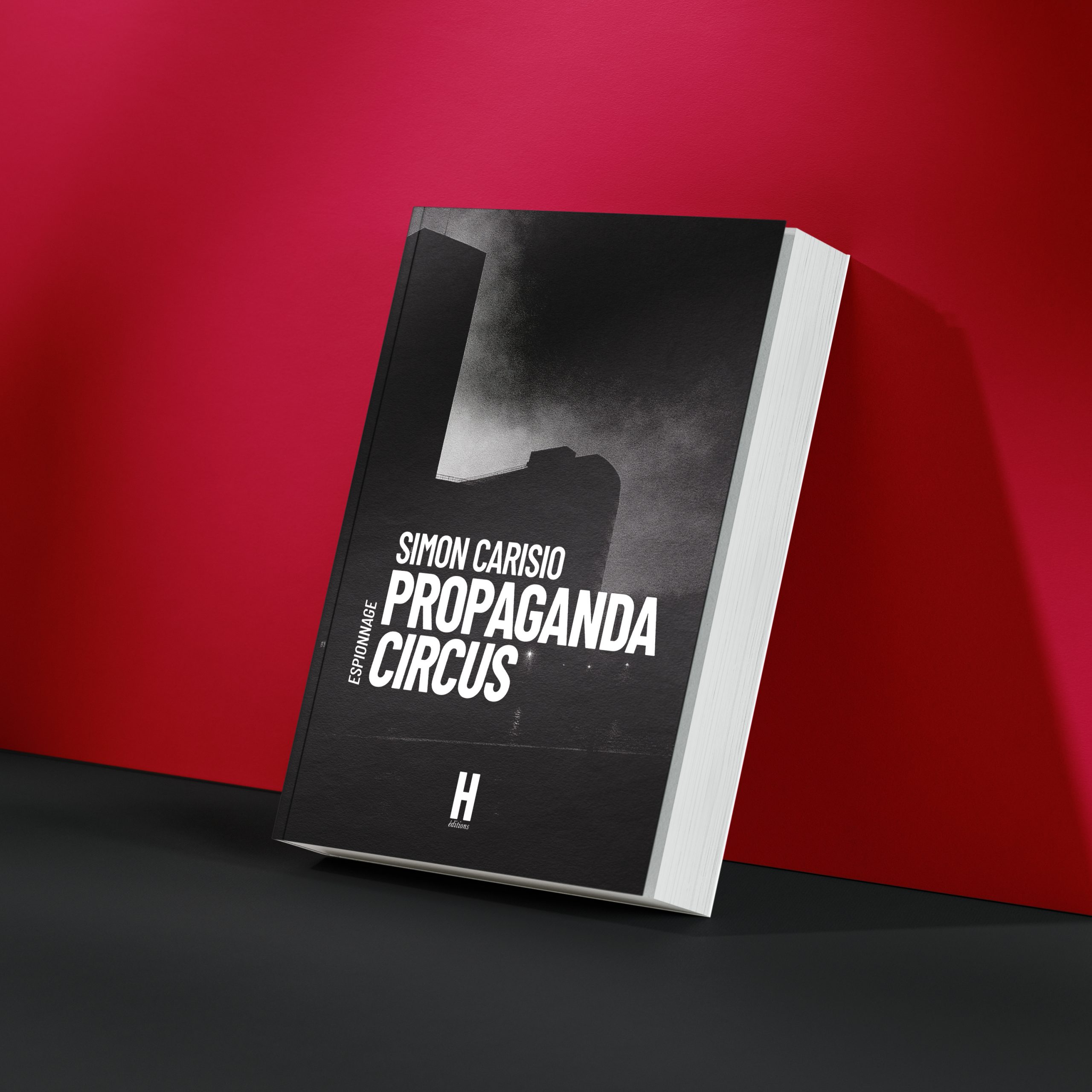 PROPAGANDA_CIRCUS_Mockup_3_SQ